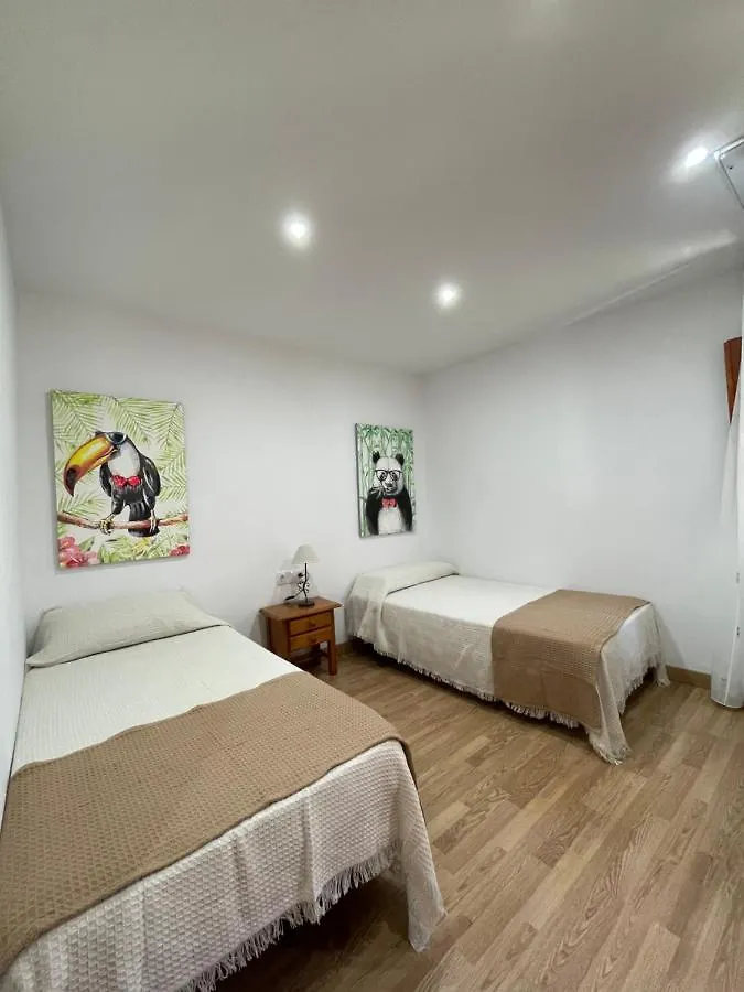 בית נופש מונאצ'יל Casa Rural Los Abuelos